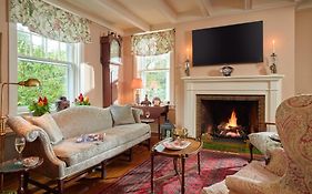 Mooreland Garden Inn